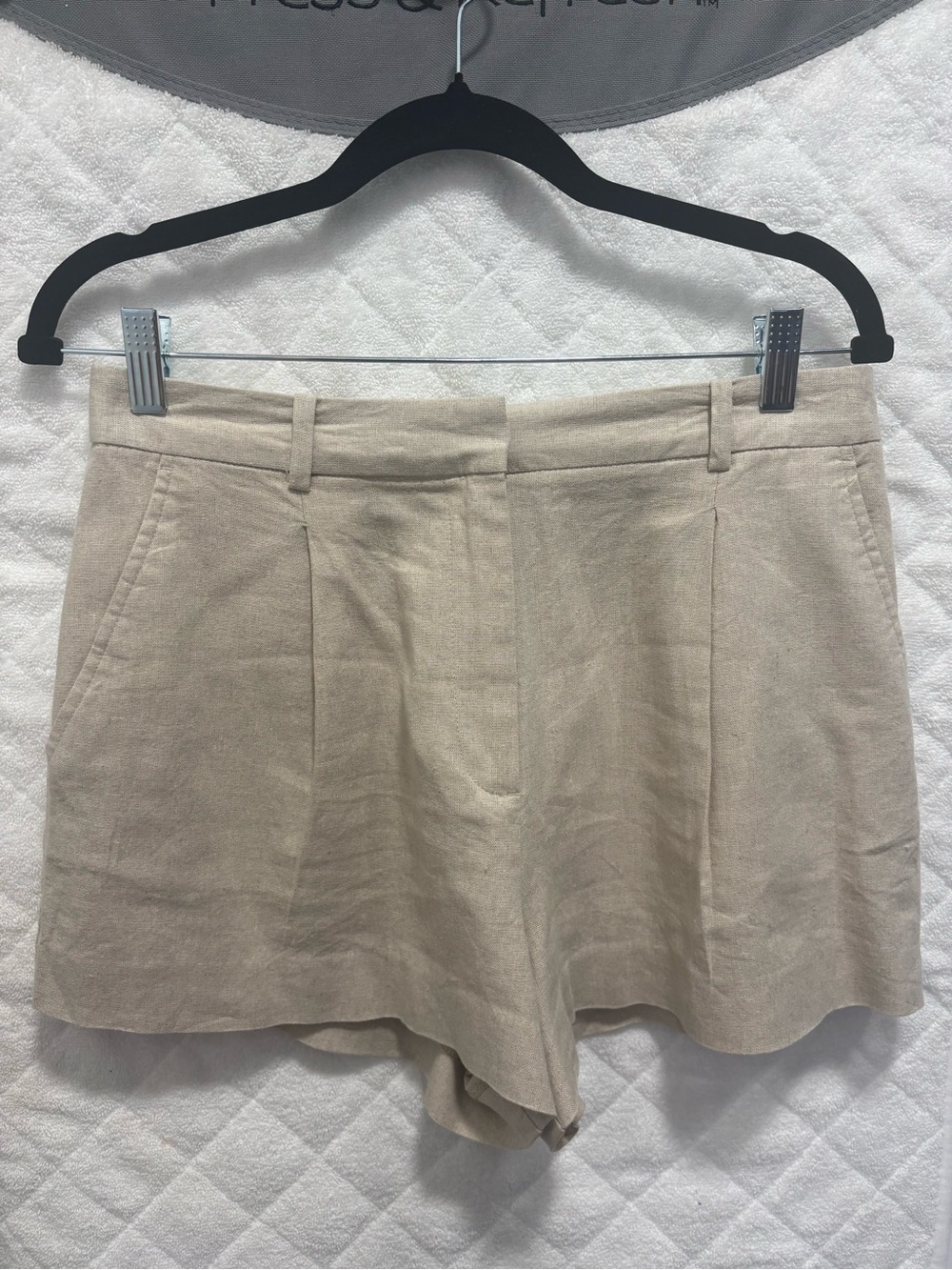 Zara Neutral Beige Tailored High-Waist Shorts - Picture 2 of 4